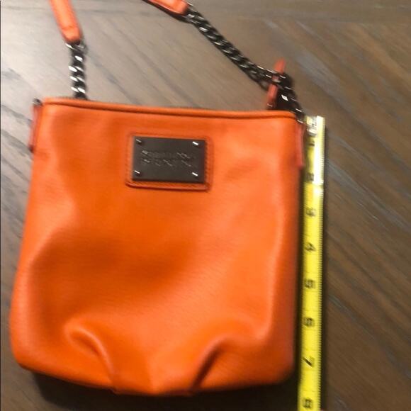 Kenneth Cole Reaction Orange Crossbody Purse - Picture 6 of 7